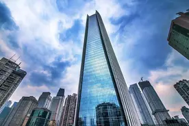 重庆一栋建筑火了，斥资28亿打造，有望成为当地的“东方明珠”图片