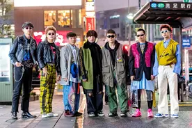 刷爆街头style的日系摇滚，穿出矮个亚洲男孩的个性图片
