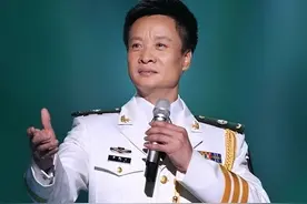 “小白杨”阎维文：25岁娶初恋，陪妻子抗癌15年，相濡以沫39年图片