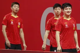 CCTV直播！国乒奥运决赛，许昕小胖无缘欺负张本，马龙冲3-0夺金图片