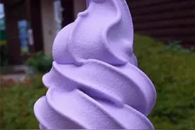 芋头明明是白色的，为什么一提到“香芋味”，你想到的就是紫色？图片