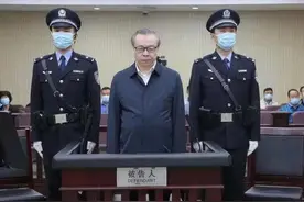 这家企业，一年亏掉1000亿图片