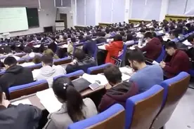 奋斗百年路 启航新征程丨恢复高考 重迎知识和教育的春天图片