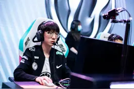 宝蓝又犯病了！IG输给LNG，德云色怒喷：他怎么不动脑子？图片