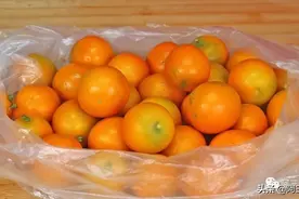 金桔这样吃太厉害了，在家炖上一锅，润肺止咳又化痰，出锅就抢光图片