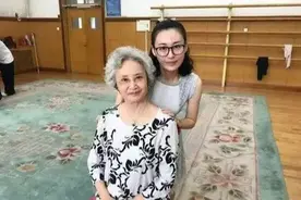 来看看86版《西游记》“女妖精”们都在干嘛，而且都是艺术家图片