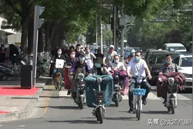 私自改装要不得！太原交警严查问题电动车，排除隐患图片