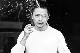 比起那段公开的暗恋，他更痴情的是这件事图片