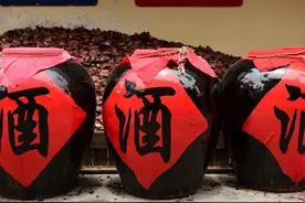 贵州一白酒“特跌面”，和茅台同工艺，如今却名不见经传，真好酒图片
