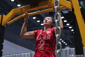 张常宁卧推惊艳！秒杀青涩时代姚明，女排全锦赛体能测试国手抢眼图片