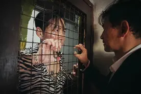 生不同衾 但死同穴！看“新世界”双枭如何《从邪恶中拯救我》图片