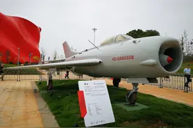 我国战机出口为何连连受挫？专家：出口机型放在国际上性价比较低图片