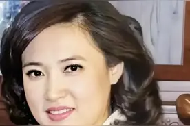 央视中文国际频道的美女主持人桑晨图片