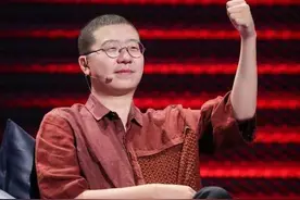 说过“人间不值得”的李诞，最终迷失了自我，败给了生活。图片