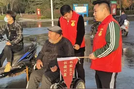 《你是谁》图片