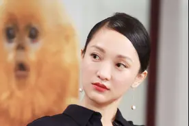 周迅周公子真霸气，拍戏迷上宫殿般的四合院，直接掏钱买一套住图片