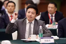 江西出现一位百亿富豪：清华大学毕业，打造柔性电子黑马企业图片