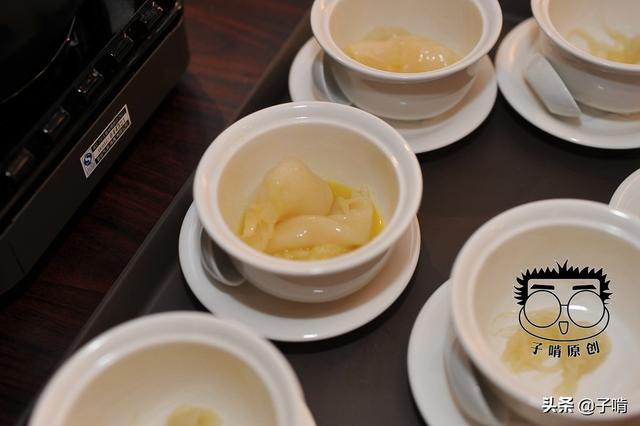 花胶鱼翅鸡汤的功效 2026年花胶鱼翅鸡汤的功效与禁忌