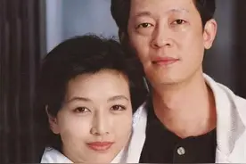 老戏骨江珊有新恋情？曾离婚还与靳东传绯闻，现和田小洁互动好甜图片