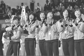 中国女排首获世界冠军四十周年图片