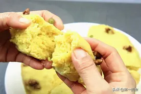 2个鸡蛋、1碗玉米面，教你做发糕！不用烤箱电饭锅，比蛋糕好吃图片