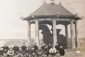 沧州铁狮子重约32吨，屹立千年不倒，却被专家的一系列保护所毁图片