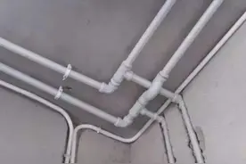 水管走顶好还是走地好？60岁舅公说出心里话，新手得多看看图片