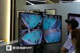 在超鹿运动上游泳课，6岁男孩差点溺水，十几秒无人施救图片