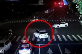 女司机深夜“飙车”，交警却为她撤销罚单图片