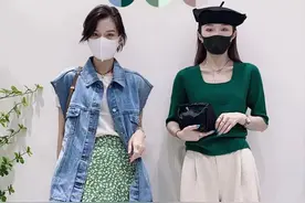 这对闺蜜的“色彩搭配”也太飒了吧！显白又显瘦，每一套都好美图片