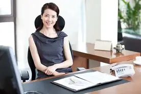 从自卑女孩到副处长：一个三本女生的公务员之路图片