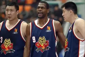 单场狂轰70分！吉林篮球代表！现在的球迷，根本不知道他有多强？图片