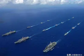 总兵力6万，45艘舰艇和180架战机，一艘104200吨的核动力航母图片