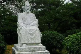 李自成在湖北忙着称王的时候，张献忠都在干什么？图片