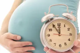 预产期过了婆婆不让去医院，说晚生对宝宝好，10天过后吓坏全家图片