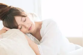 胎儿“脑部”发育高峰期，很多孕妇错过了，抓住的胎儿智商低不了图片