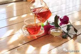 夏日调饮第三弹：养颜利器—蜂蜜红茶图片