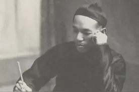 救火牺牲的英雄少年赖宁，为何从教科书删除，照片也从学校摘下？图片
