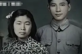 54年后重逢，男友儿孙满堂，女友一生未嫁，网友：女人太痴情了图片