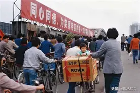 老照片：60-80年代的彩色中国图片