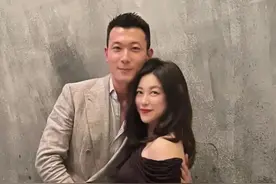 孕妇装如今都这么好看了！朱珠生日宴一身黑裙，堪比红毯礼服造型图片