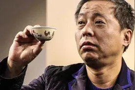 一天质押两只股票，2.8亿鸡缸杯饮茶上海滩富豪刘益谦也缺钱？图片