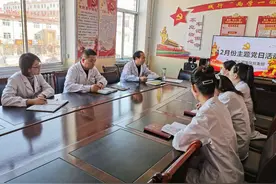 学习贯彻十九届五中全会精神扎实推进健康扶贫和疫情防控工作图片
