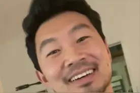 《尚气》男主角开账号被炮轰，在外网称遭中国网暴，被批两面三刀图片