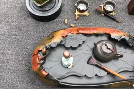 小伙子用2块石头雕出绝美茶盘，如果按斤卖，你说多少一斤合适？图片