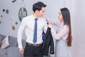 男人这样联系你，是在提醒你：他很想你图片