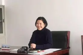 乒坛“大魔王”李菊出任副院长，43岁身材胖了一圈，仍为乒坛效力图片