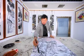 年过花甲的河南老人把家乡山水“定格”在画中：想让更多人了解中原文化图片