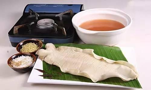 肺癌可以吃冰糖花胶 2026年肺癌病人可以喝花胶汤吗