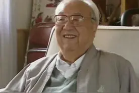 新婚百日发妻去世，费孝通再婚，女儿用亡妻名，逝后骨灰分半相陪图片